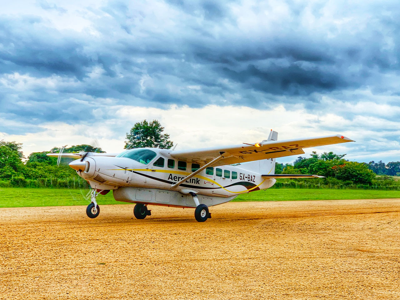 3-days-uganda-flying-gorilla-safari